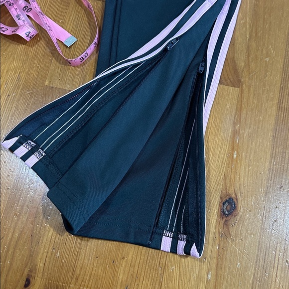 Adidas Black and Pink Sweatpants with Elastic Waistband - Picture 10 of 11